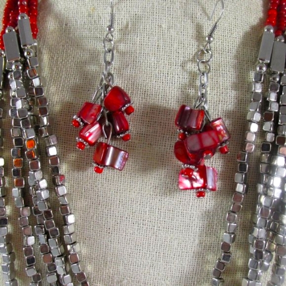 Red Silver Beaded Shell Multi Strand Necklace 3 PC Set - Picture 4 of 6